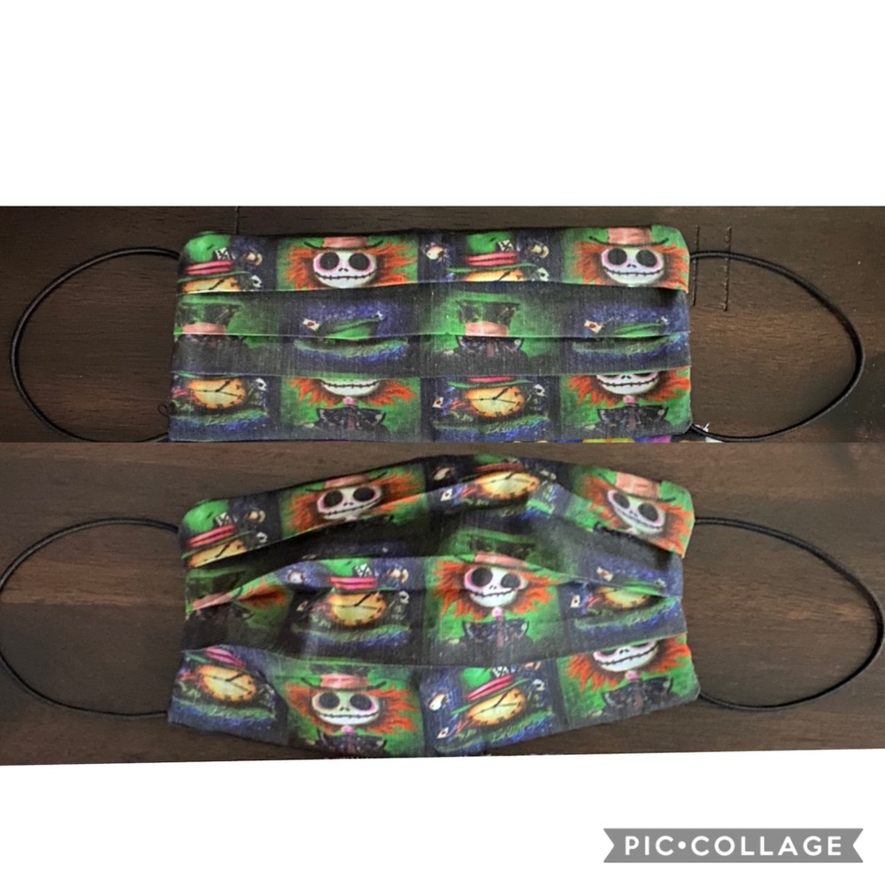 Disney Alice I  wonderland face mask